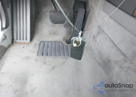 2003 BMW 745 из США, поврежденный, VIN WBAGN634X3DR09097